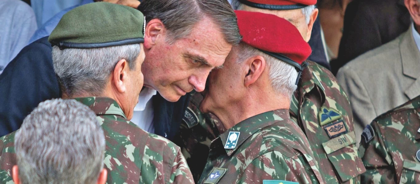 Βαίνει προς κρίση η Βραζιλία; - Παραιτήθηκαν οι αρχηγοί των τριών κλάδων των ενόπλων δυνάμεων